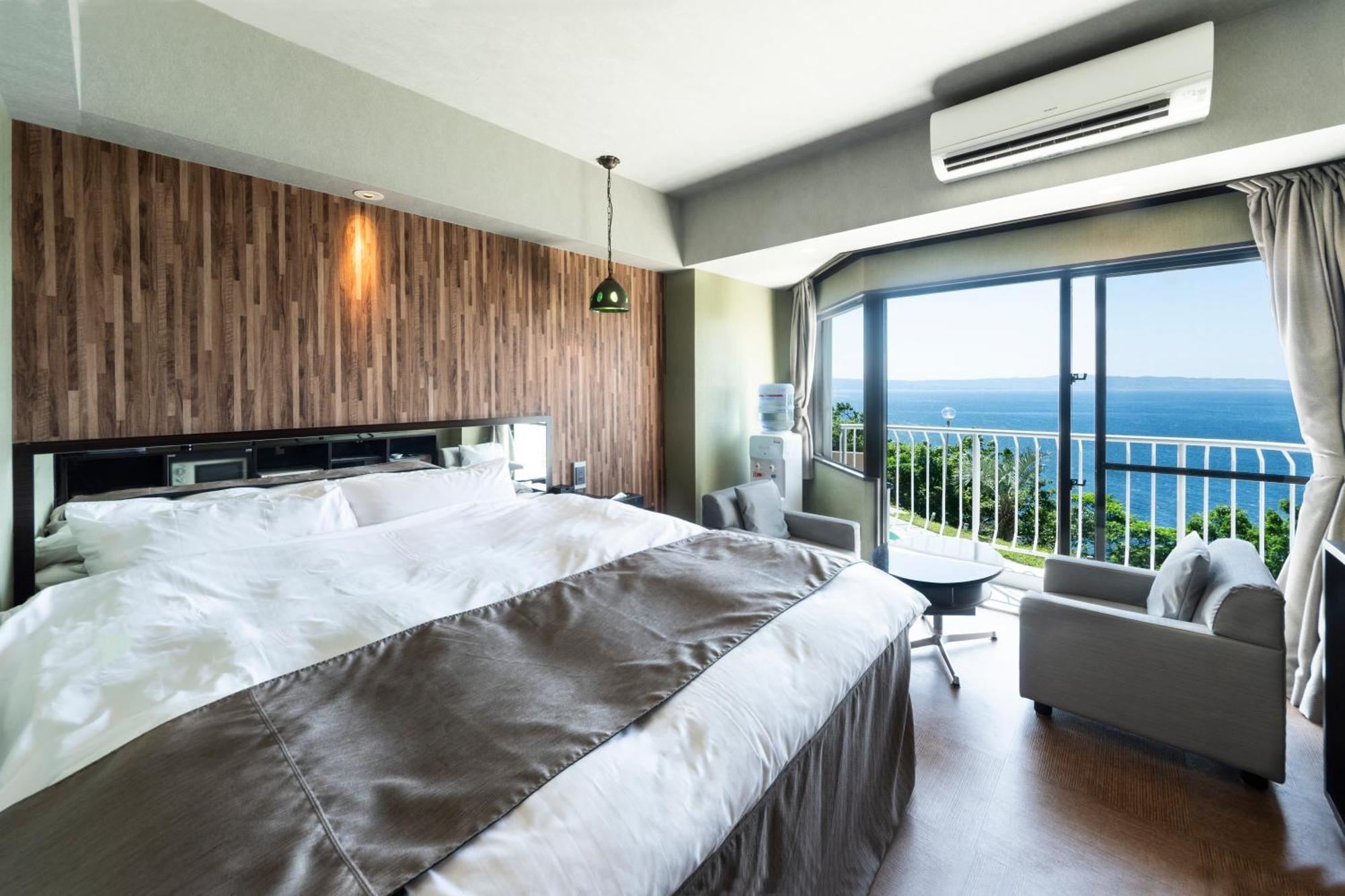 Nagasaki Chapel Coconuts Hotel ＆Resort Isahaya Esterno foto